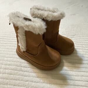 OshKosh B'gosh Siberian Faux Fur Lined Toddler Boots- 6M